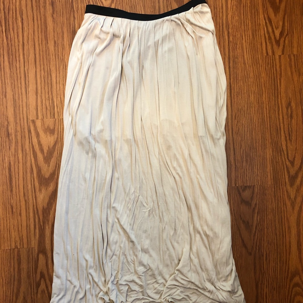 3 for $30📣 LC Lauren Conrad Maxi Skirt